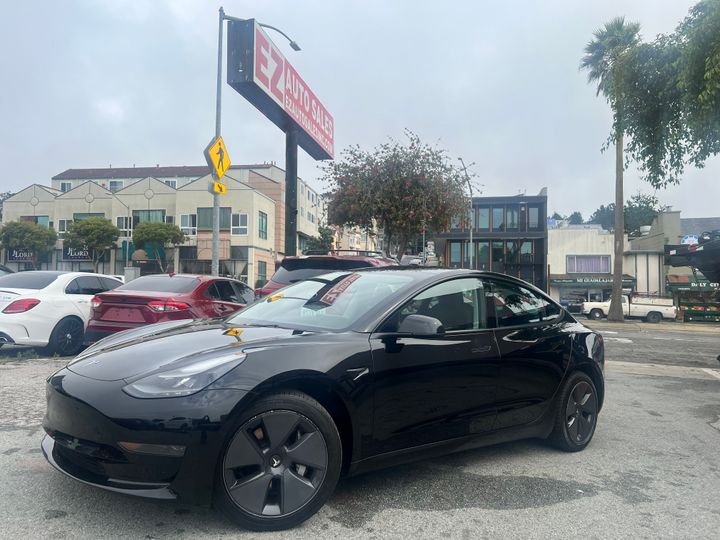 2022 Tesla Model 3 Base