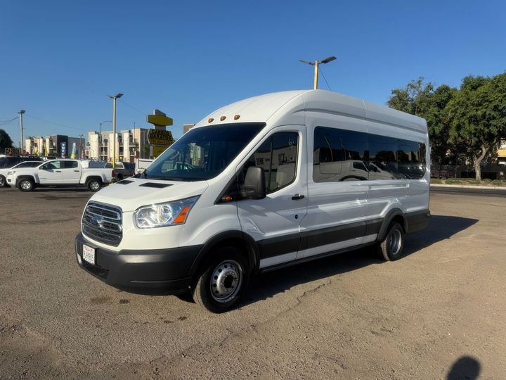 2018 Ford Transit Wagon XLT