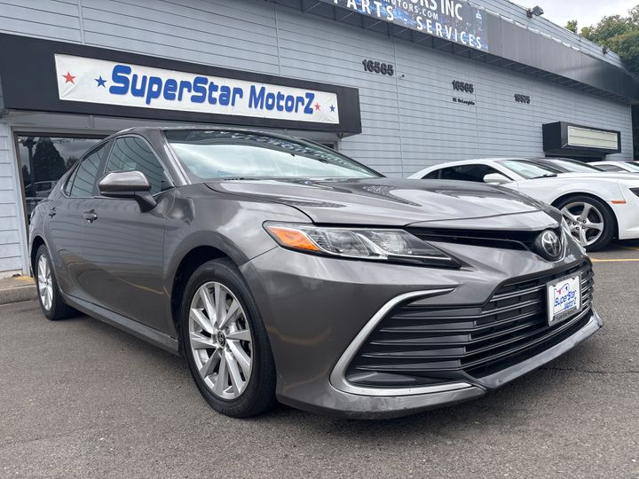 2021 Toyota Camry LE