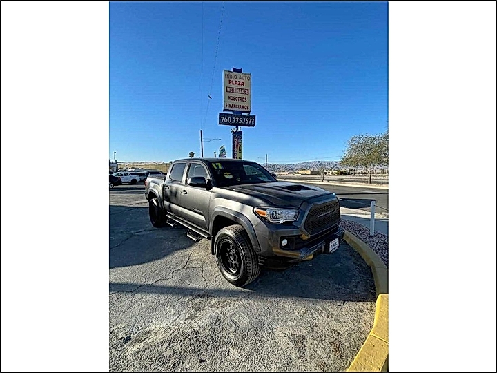 2017 Toyota Tacoma TRD Sport