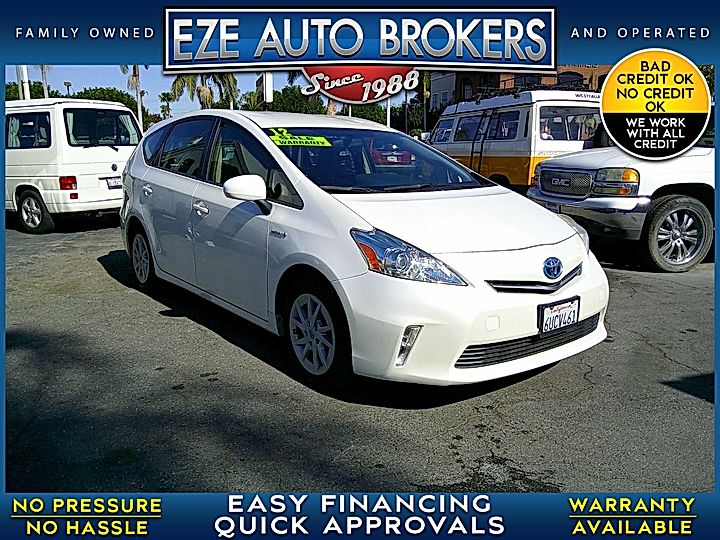 2012 Toyota Prius v Five