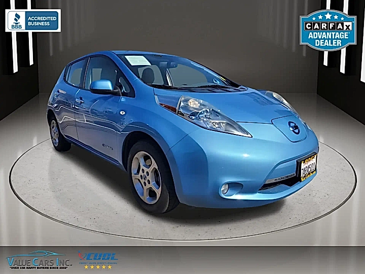 2011 Nissan LEAF SL