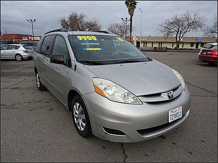 2010 Toyota Sienna CE