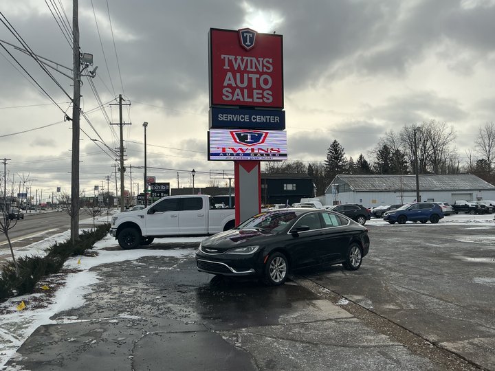 BLACK, 2016 CHRYSLER 200 Image 