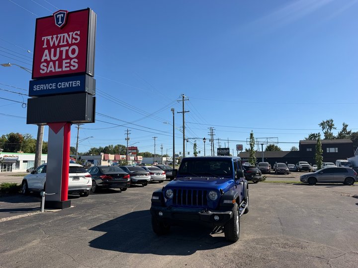 2019 JEEP WRANGLER UNLIMITED for sale in LANSING