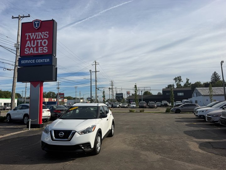 2019 NISSAN KICKS for sale in LANSING