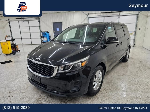 2017 KIA SEDONA for sale in SEYMOUR