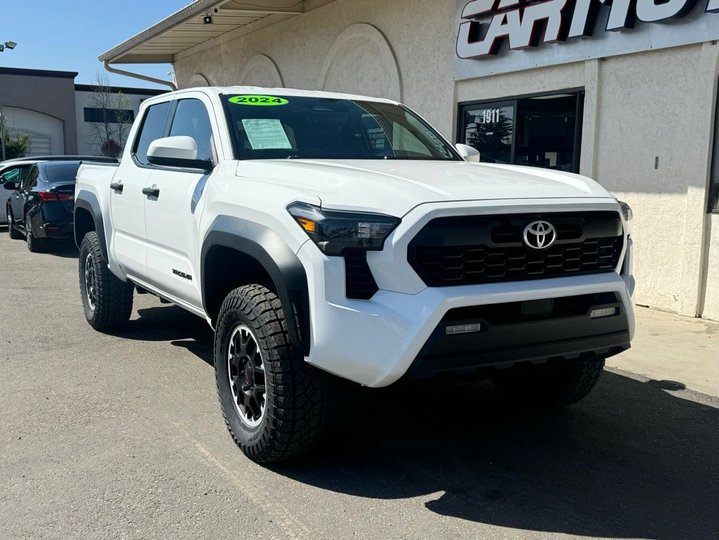2024 TOYOTA TACOMA for sale in SANTA MARIA