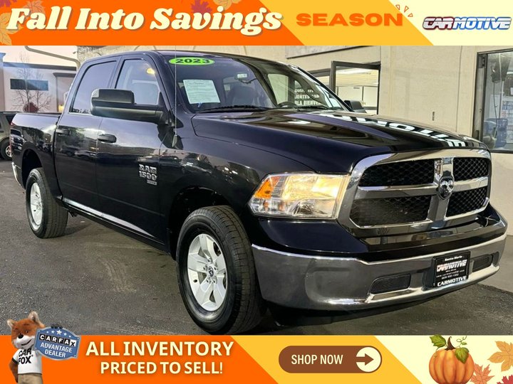 Diamond Black Crystal Pearlcoat, 2023 RAM 1500 CLASSIC Image 