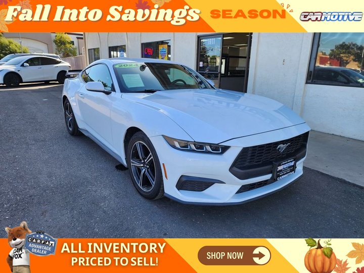 Oxford White, 2024 FORD MUSTANG Image 