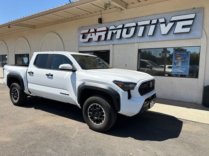 2024 TOYOTA TACOMA for sale in SANTA MARIA