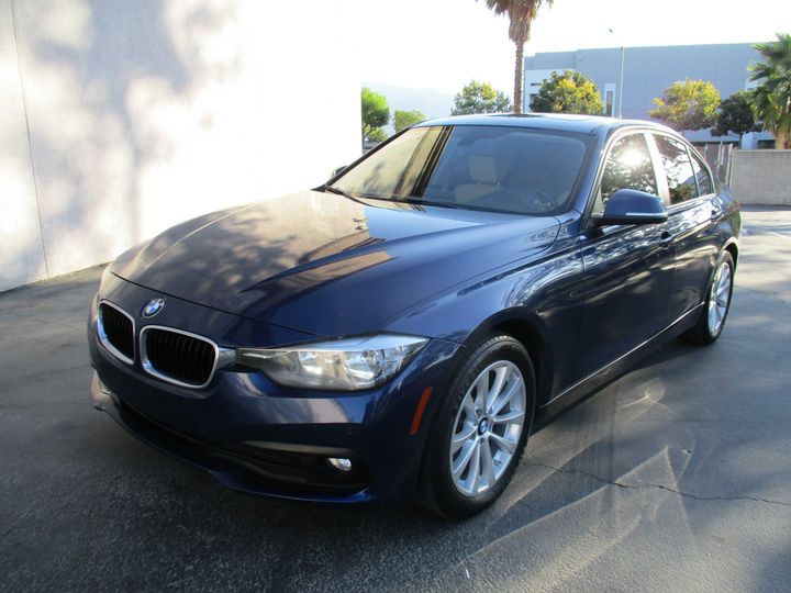2017 BMW 3 Series 320i