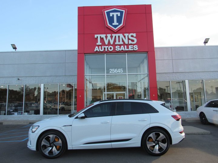 2022 AUDI E-TRON for sale in REDFORD
