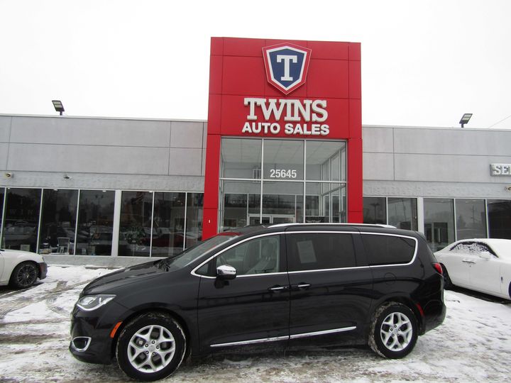 2020 CHRYSLER PACIFICA for sale in REDFORD