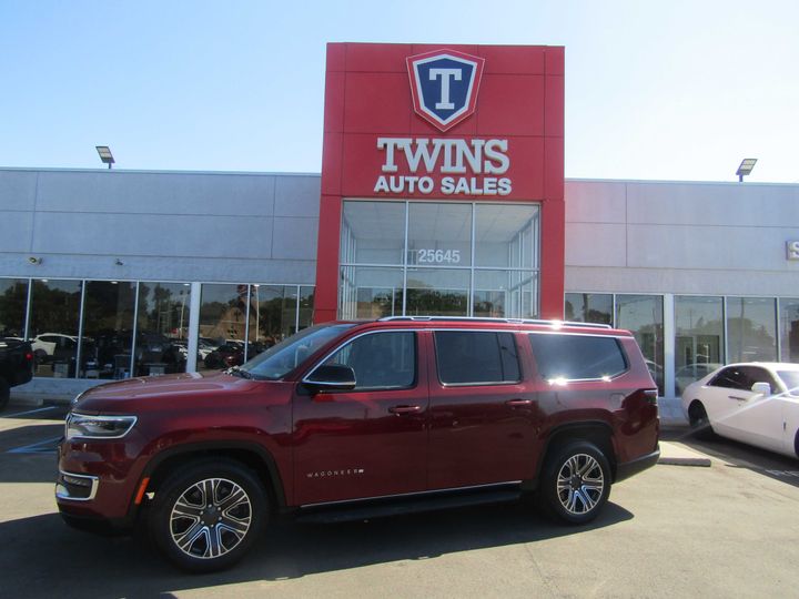 RED, 2024 JEEP WAGONEER L Image 