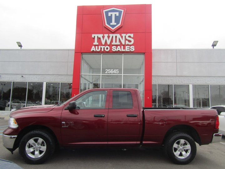 2024 RAM 1500 CLASSIC QUAD CAB for sale in REDFORD