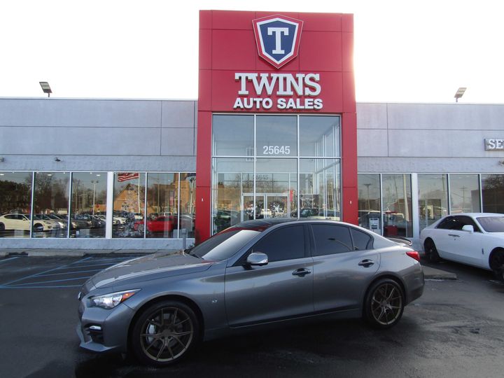 GRAY, 2014 INFINITI Q50 Image 