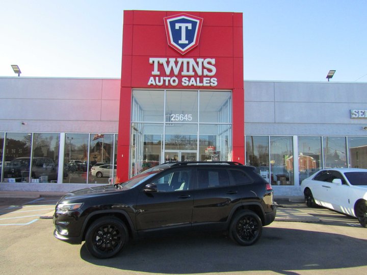 2023 JEEP CHEROKEE for sale in REDFORD