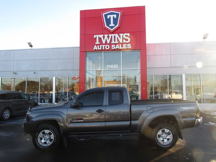 GRAY, 2013 TOYOTA TACOMA ACCESS CAB Image 