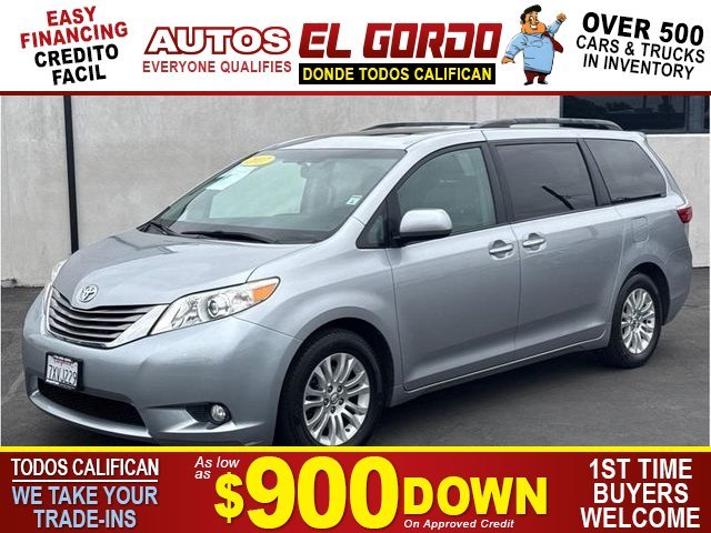 2017 TOYOTA SIENNA for sale in SANTA ANA
