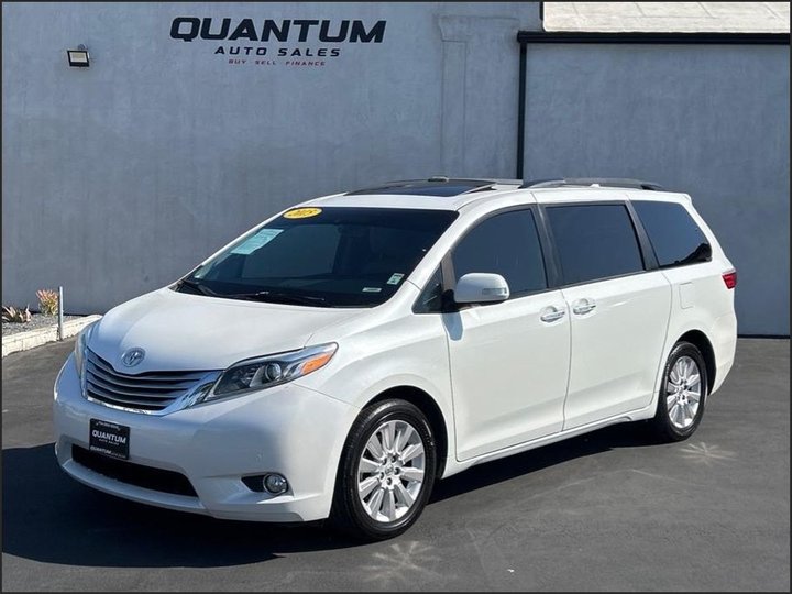 2015 TOYOTA SIENNA for sale in ESCONDIDO