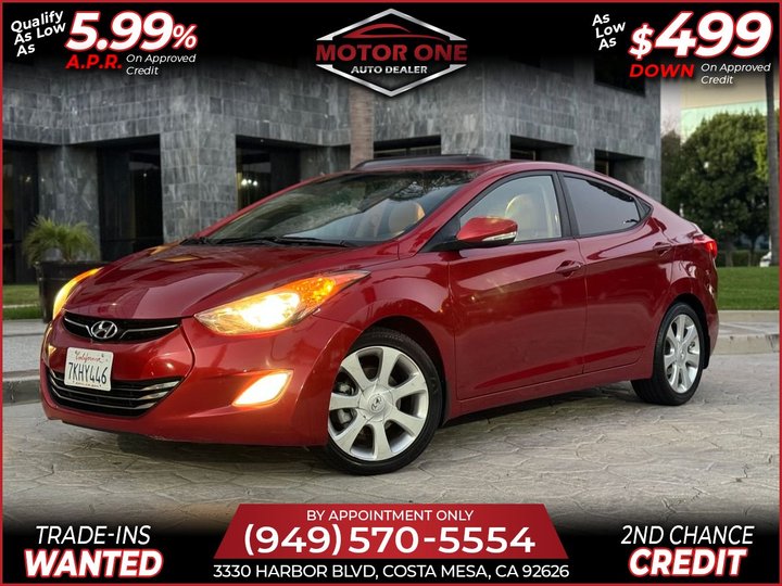 RED, 2013 HYUNDAI ELANTRA Image 