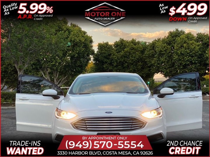 white, 2018 Ford Fusion SE Image 
