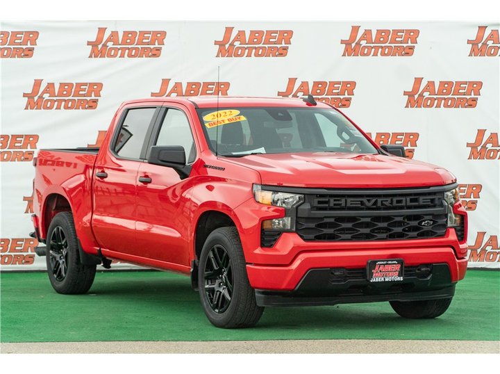 2022 CHEVROLET SILVERADO 1500 CREW CAB for sale in REEDLEY