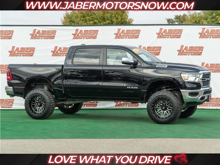 2024 RAM 1500 CREW CAB for sale in REEDLEY