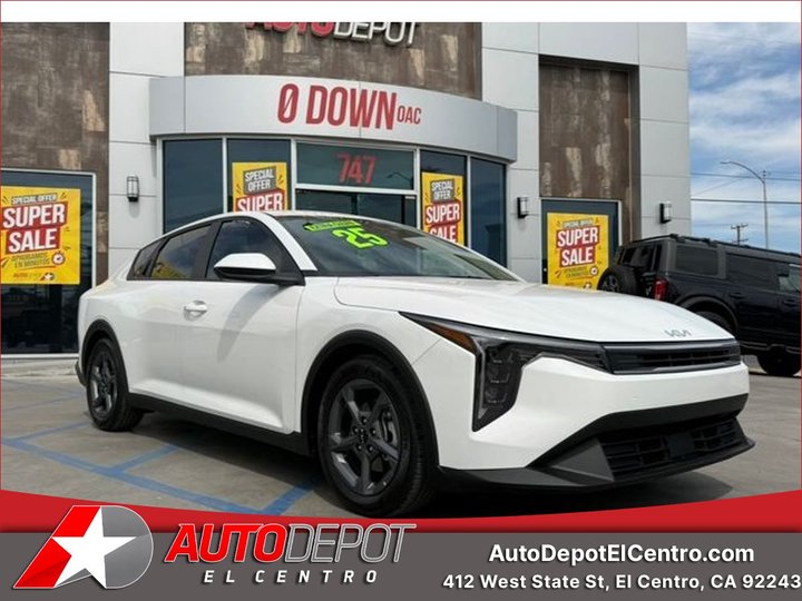 2025 KIA K4 for sale in EL CENTRO