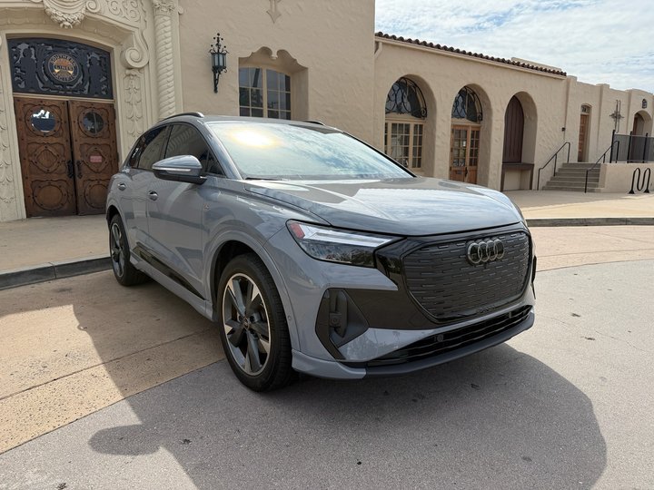 2024 AUDI Q4 E-TRON for sale in GLENDALE