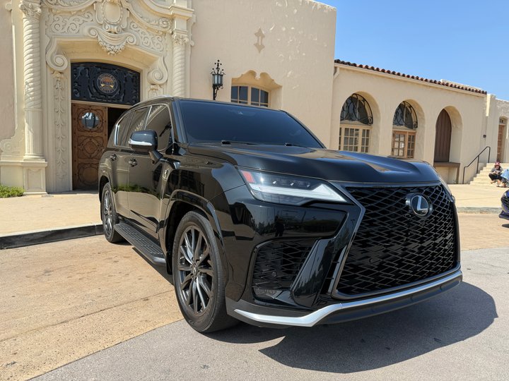 2022 LEXUS LX for sale in GLENDALE