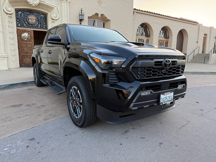 2025 TOYOTA TACOMA DOUBLE CAB for sale in GLENDALE