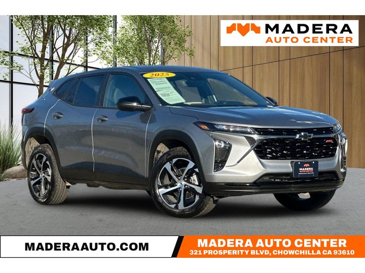 Sterling Gray Metallic, 2025 CHEVROLET TRAX Image 
