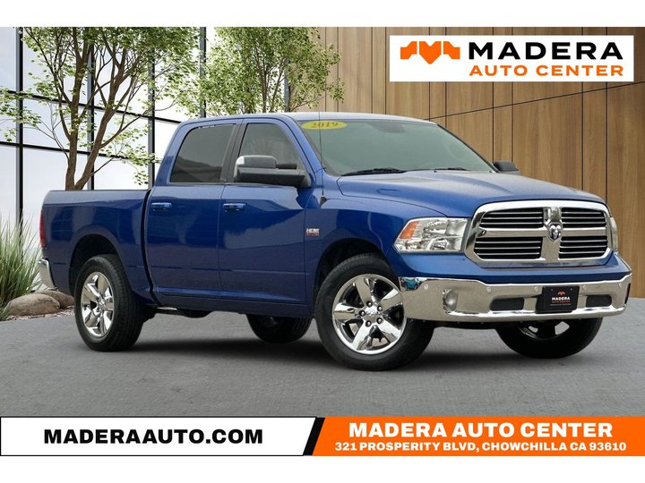 Blue Streak Pearlcoat, 2019 RAM 1500 CLASSIC Image 