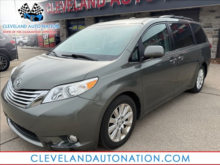 2011 TOYOTA SIENNA for sale in CLEVELAND
