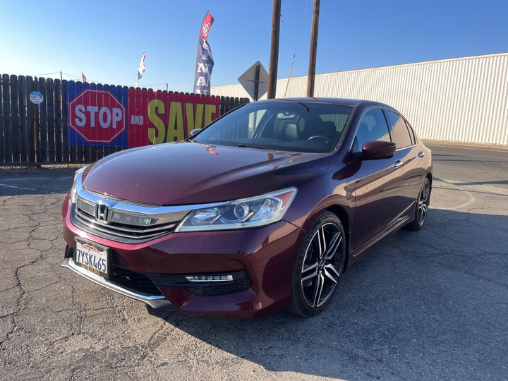 2017 Honda Accord Sport SE's photo