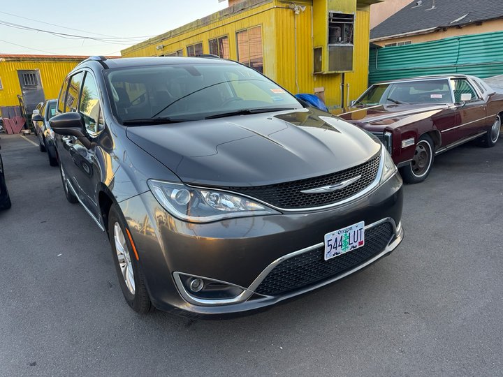 2018 CHRYSLER PACIFICA for sale in INGLEWOOD