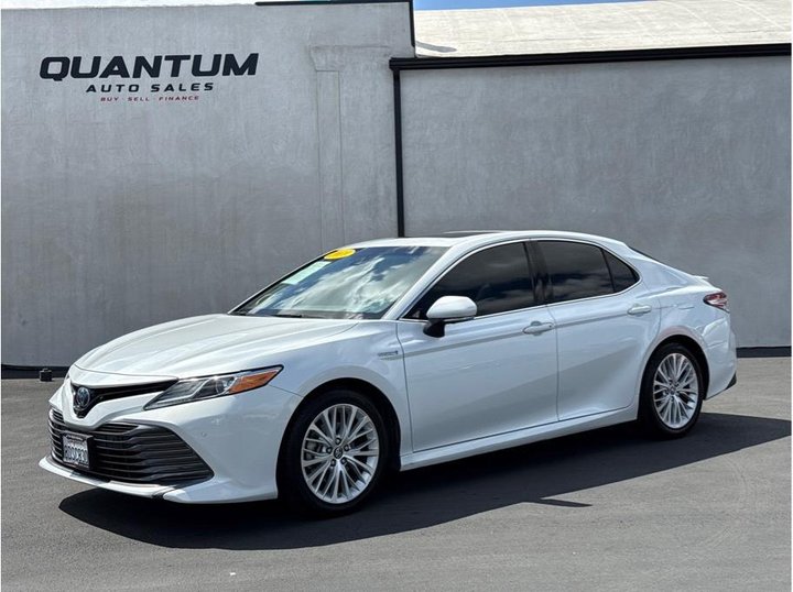 2018 TOYOTA CAMRY HYBRID for sale in ESCONDIDO