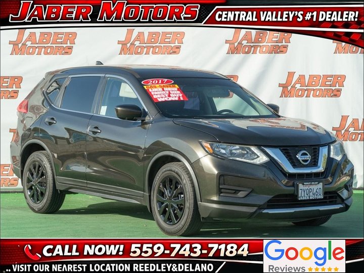 2017 NISSAN ROGUE for sale in REEDLEY