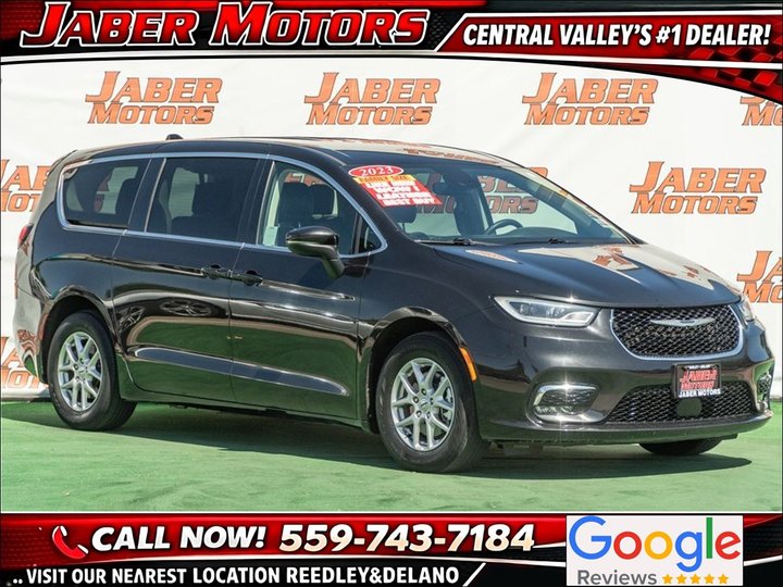2023 CHRYSLER PACIFICA for sale in REEDLEY