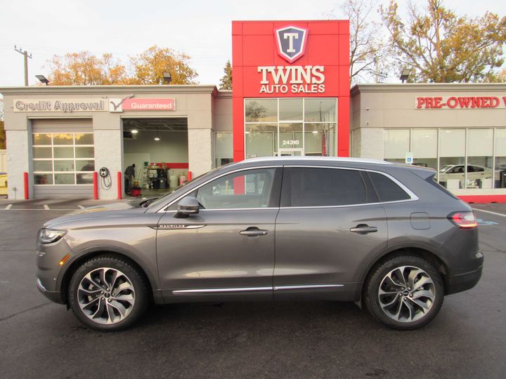 GREY, 2022 LINCOLN NAUTILUS Image 