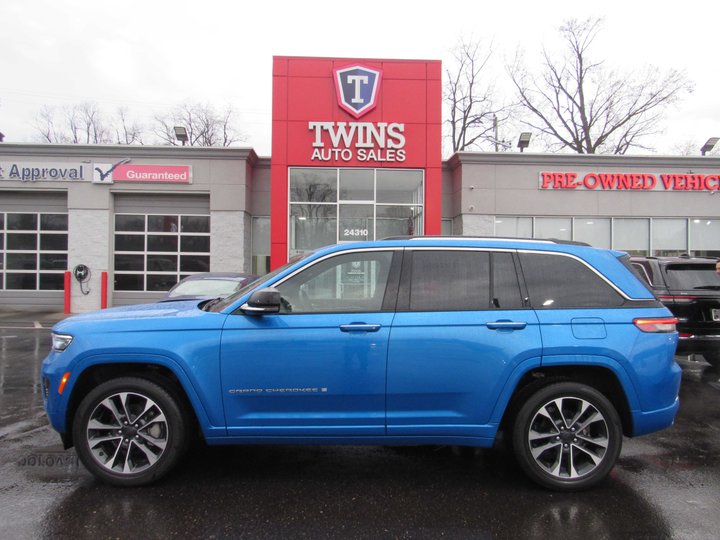 2023 JEEP GRAND CHEROKEE for sale in DETROIT