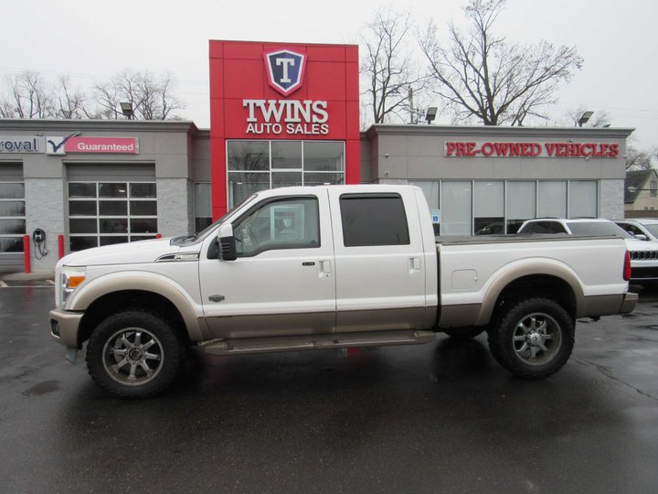 2011 FORD F350 SUPER DUTY CREW CAB for sale in DETROIT