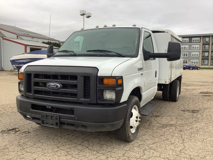 2012 Ford Econoline for sale in MIDDLETON