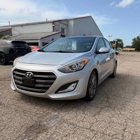 2017 HYUNDAI ELANTRA GT for sale in MIDDLETON