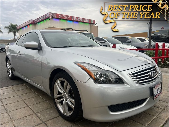 SILVER, 2009 INFINITI G Image 