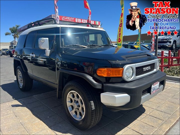 2013 TOYOTA FJ CRUISER for sale in CHULA VISTA