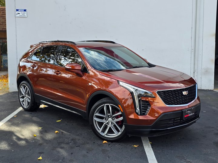 ORANGE, 2021 CADILLAC XT4 Image 
