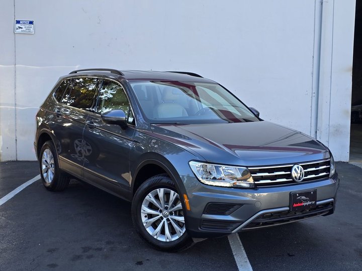 GRAY, 2019 VOLKSWAGEN TIGUAN Image 